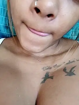 Snapshot of Indianqueen03 chatting on November 18, 2025, 8:06 am Indianqueen03 online show from November 18, 2025, 8:06 am