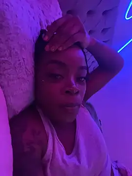 Snapshot of Miss_westt_ chatting on November 16, 2025, 7:46 am Miss westt online show from November 16, 2025, 7:46 am