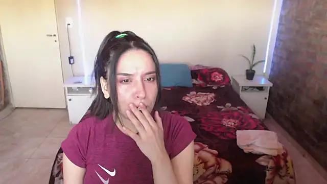 Snapshot of KityEstrover chatting on December 2, 2024, 12:35 pm KityEstrover online show from December 2, 2024, 12:35 pm