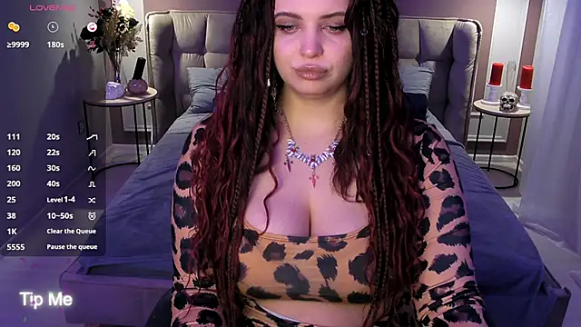 Miss Maya Mils online show from February 27, 2026, 1:06 am