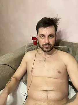 Snapshot of MaeltraJoy chatting on February 27, 2025, 9:14 pm MaeltraJoy online show from February 27, 2025, 9:14 pm