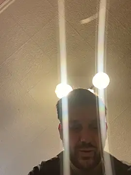 Snapshot of MaeltraJoy chatting on December 7, 2024, 11:12 am MaeltraJoy online show from December 7, 2024, 11:12 am