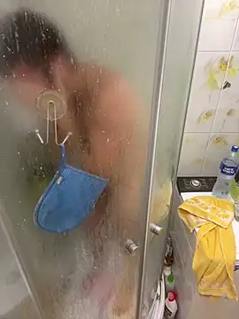 Snapshot of MaeltraJoy chatting on December 19, 2024, 4:13 am MaeltraJoy online show from December 19, 2024, 4:13 am