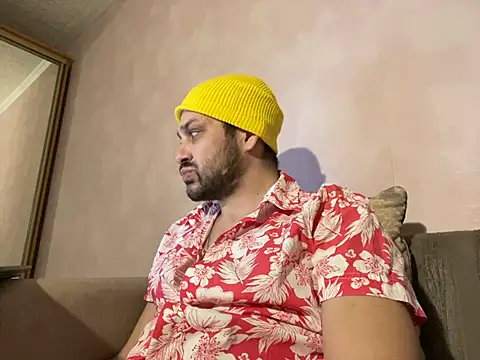 Snapshot of MaeltraJoy chatting on December 13, 2024, 6:59 pm MaeltraJoy online show from December 13, 2024, 6:59 pm