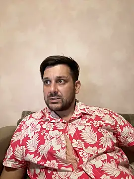 Snapshot of MaeltraJoy chatting on September 26, 2025, 5:09 pm MaeltraJoy online show from September 26, 2025, 5:09 pm