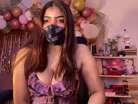 Snapshot of Fantastic_ruby chatting on February 4, 2026, 5:30 pm Fantastic ruby online show from February 4, 2026, 5:30 pm