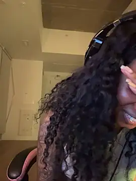 Your Paris online show from March 27, 2026, 5:27 am