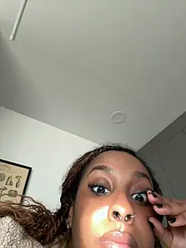 Your Paris online show from October 18, 2025, 3:36 pm