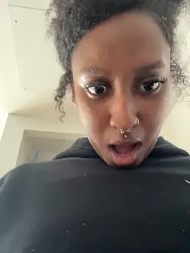 Your Paris online show from February 17, 2026, 8:28 pm