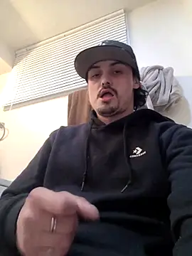 Snapshot of JustTylerr chatting on May 23, 2026, 6:56 am JustTylerr online show from May 23, 2026, 6:56 am