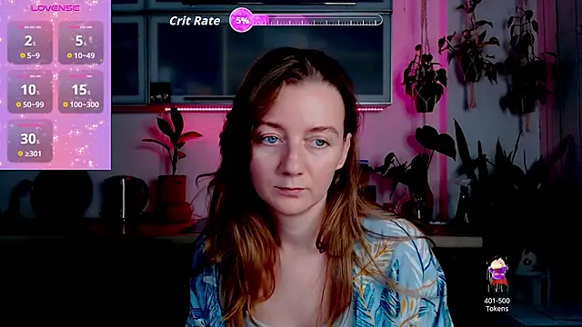 Snapshot of Elly_Helly chatting on December 4, 2025, 8:41 pm Elly Helly online show from December 4, 2025, 8:41 pm