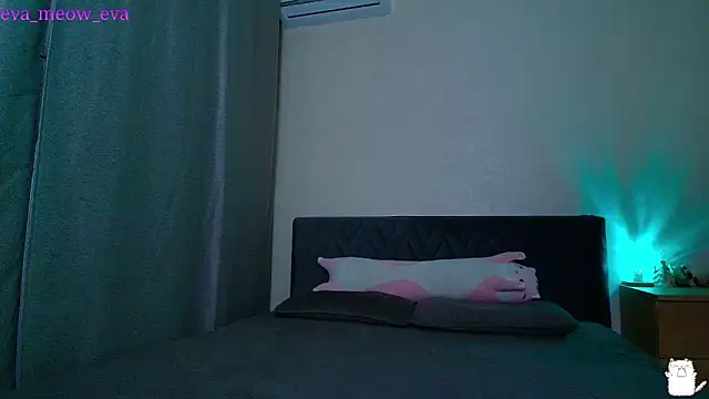 Meow Eva Meow online show from April 30, 2026, 9:08 pm