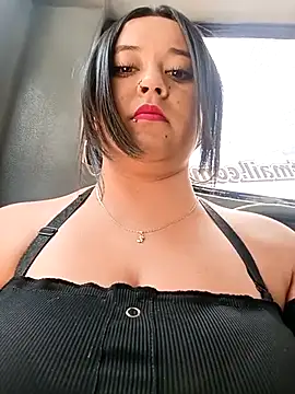 Snapshot of Cristal__04 chatting on March 22, 2025, 6:47 pm Cristal 04 online show from March 22, 2025, 6:47 pm