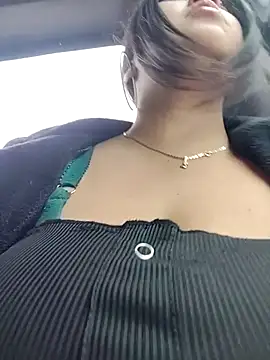 Snapshot of Cristal__04 chatting on November 28, 2025, 7:03 pm Cristal 04 online show from November 28, 2025, 7:03 pm