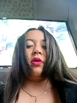 Snapshot of Cristal__04 chatting on March 17, 2025, 2:56 pm Cristal 04 online show from March 17, 2025, 2:56 pm