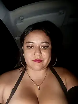 Snapshot of Cristal__04 chatting on March 23, 2025, 12:58 am Cristal 04 online show from March 23, 2025, 12:58 am