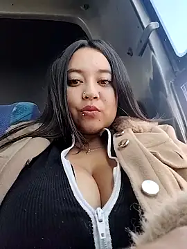 Snapshot of Cristal__04 chatting on November 23, 2025, 3:55 pm Cristal 04 online show from November 23, 2025, 3:55 pm