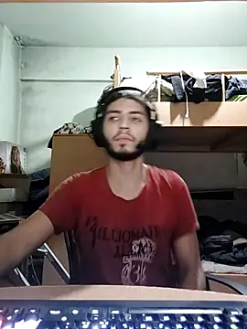 Snapshot of kleineid77 chatting on November 8, 2025, 4:32 pm kleineid77 online show from November 8, 2025, 4:32 pm