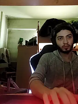 kleineid77 online show from February 14, 2026, 2:17 pm