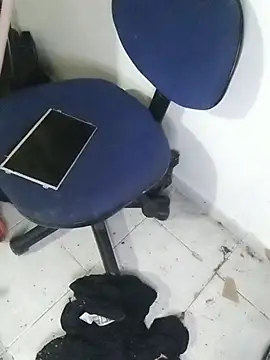 pikalindaxx online show from February 24, 2026, 10:43 pm