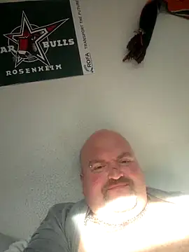 Snapshot of fickmonster2024 chatting on March 7, 2025, 8:02 am fickmonster2024 online show from March 7, 2025, 8:02 am