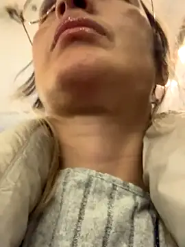 Snapshot of casalinga88 chatting on November 22, 2025, 8:08 pm casalinga88 online show from November 22, 2025, 8:08 pm