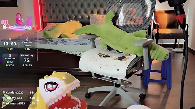 Berrysweet 68 online show from September 30, 2025, 8:04 pm