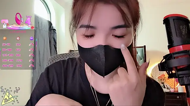 Berrysweet 68 online show from October 9, 2025, 6:47 am