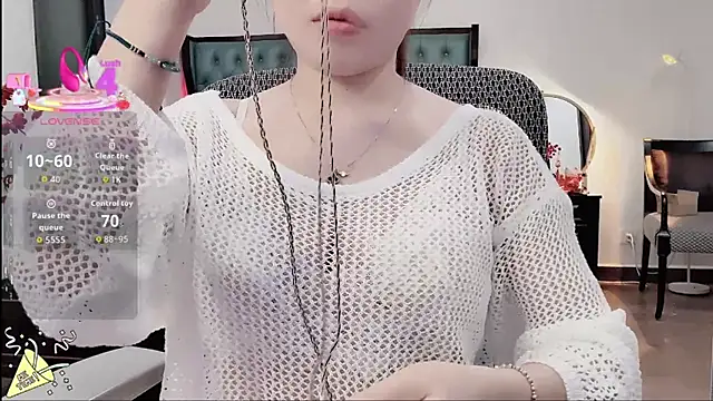 Berrysweet 68 online show from January 13, 2026, 2:21 pm