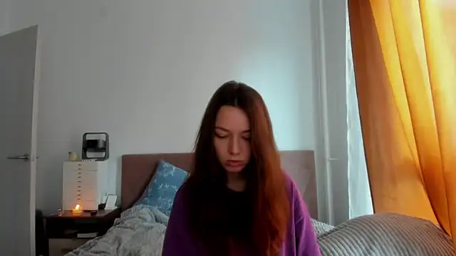 Adela Vetta online show from October 16, 2025, 7:38 am