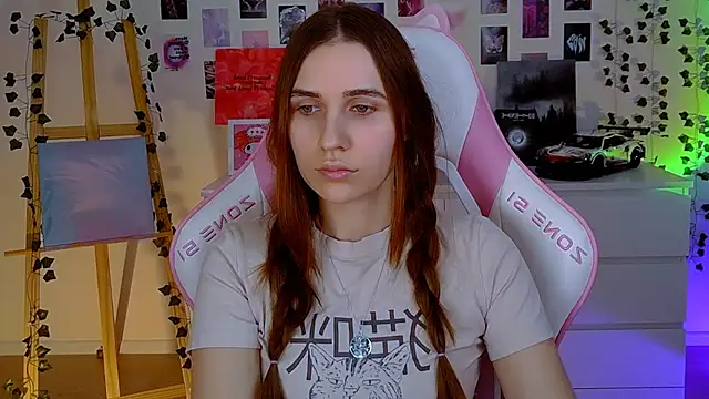 Snapshot of AliceCharmy chatting on February 14, 2025, 5:46 pm AliceCharmy online show from February 14, 2025, 5:46 pm