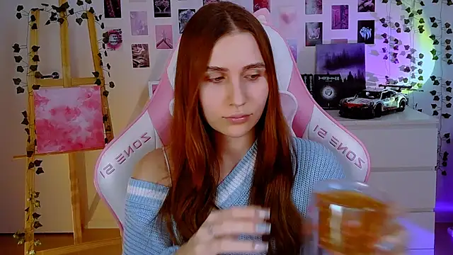 Snapshot of AliceCharmy chatting on January 26, 2025, 2:08 pm AliceCharmy online show from January 26, 2025, 2:08 pm