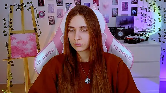 Snapshot of AliceCharmy chatting on January 27, 2025, 3:18 pm AliceCharmy online show from January 27, 2025, 3:18 pm