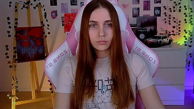 Snapshot of AliceCharmy chatting on February 26, 2025, 5:42 pm AliceCharmy online show from February 26, 2025, 5:42 pm