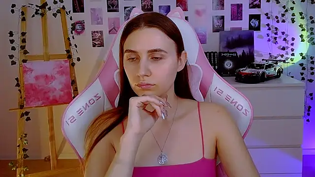 Snapshot of AliceCharmy chatting on January 28, 2025, 2:10 pm AliceCharmy online show from January 28, 2025, 2:10 pm