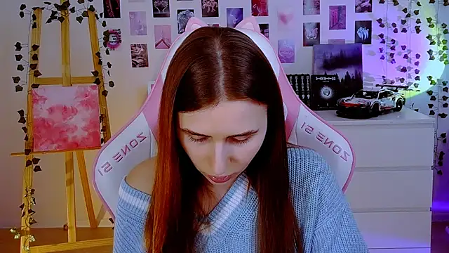 Snapshot of AliceCharmy chatting on January 23, 2025, 11:37 am AliceCharmy online show from January 23, 2025, 11:37 am