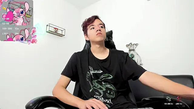 Snapshot of bunny_maxi chatting on September 22, 2025, 12:33 pm bunny maxi online show from September 22, 2025, 12:33 pm