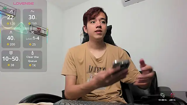 Snapshot of bunny_maxi chatting on September 17, 2025, 12:40 pm bunny maxi online show from September 17, 2025, 12:40 pm