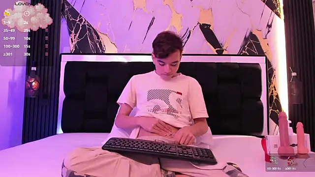 Snapshot of bunny_maxi chatting on October 11, 2025, 12:39 pm bunny maxi online show from October 11, 2025, 12:39 pm