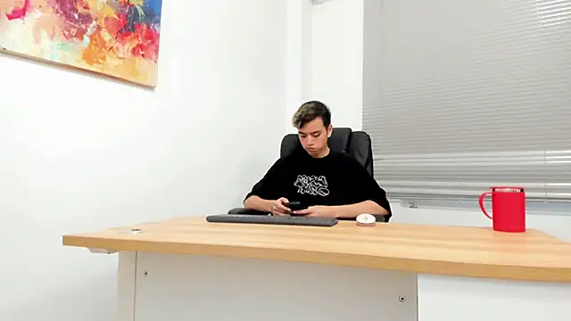 Snapshot of bunny_maxi chatting on March 13, 2025, 12:24 pm bunny maxi online show from March 13, 2025, 12:24 pm