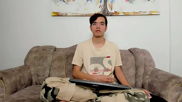 Snapshot of bunny_maxi chatting on November 25, 2025, 12:27 pm bunny maxi online show from November 25, 2025, 12:27 pm