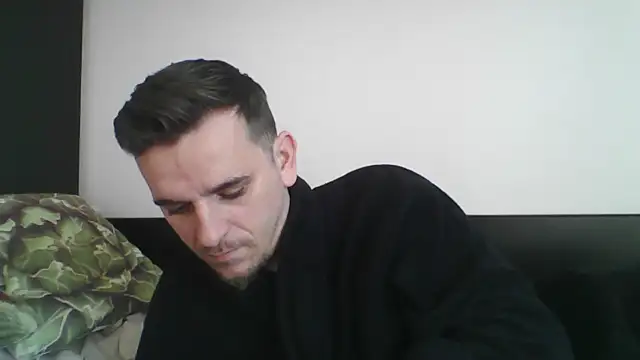 Huge cock22cm online show from March 10, 2025, 6:49 am