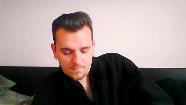 Huge cock22cm online show from January 12, 2026, 8:32 am