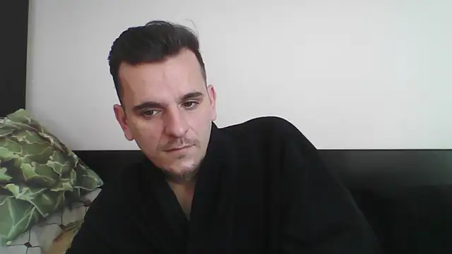 Huge cock22cm online show from March 8, 2025, 7:27 am