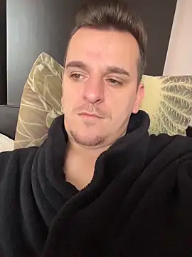 Huge cock22cm online show from February 26, 2026, 8:58 am