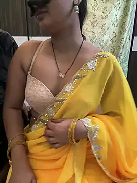 Snapshot of Magical-Couple-telugu chatting on January 30, 2025, 10:29 am Magical-Couple-telugu online show from January 30, 2025, 10:29 am
