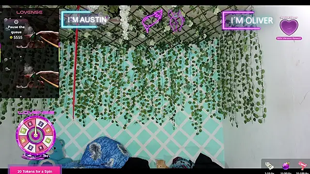 Snapshot of oliverhot2005 chatting on November 27, 2025, 5:24 pm oliverhot2005 online show from November 27, 2025, 5:24 pm