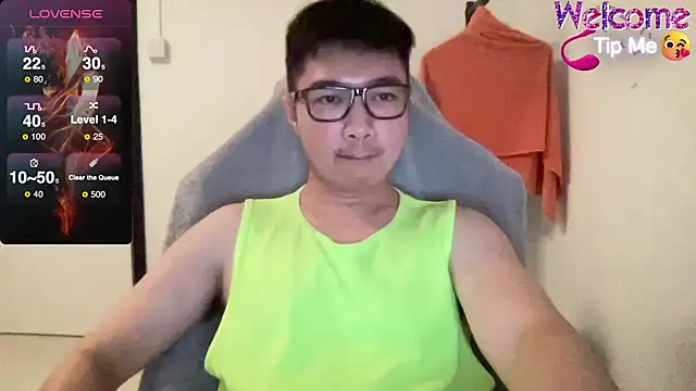 Snapshot of christopherlonger chatting on March 14, 2025, 12:29 pm christopherlonger online show from March 14, 2025, 12:29 pm