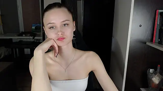  Sansa stark  online show from March 2, 2025, 1:20 pm