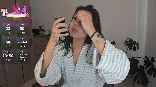 Snapshot of Dahian-peach chatting on December 17, 2025, 4:34 pm Dahian-peach online show from December 17, 2025, 4:34 pm